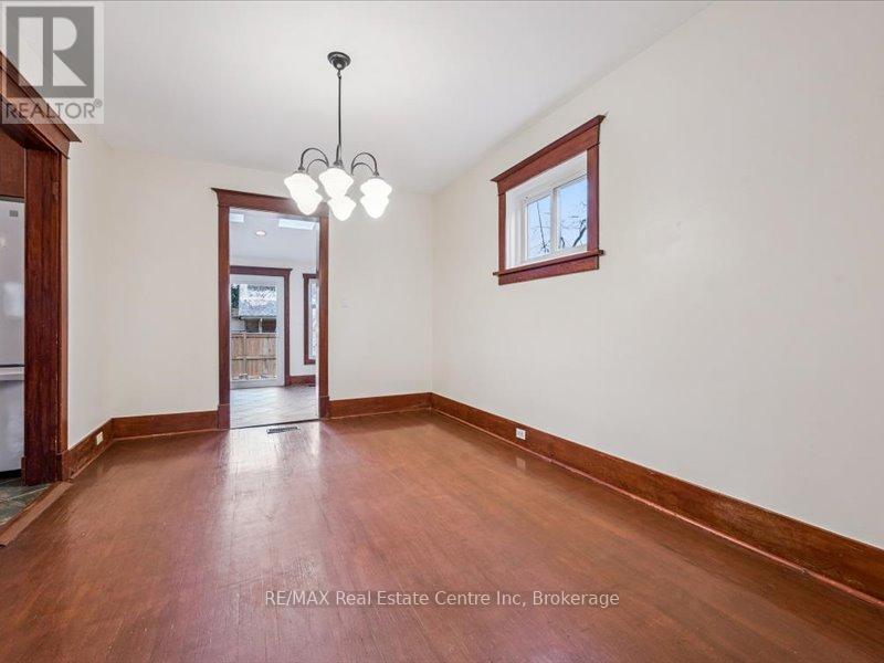 62 Division Street, Guelph, Ontario  N1H 1R2 - Photo 10 - X12554846