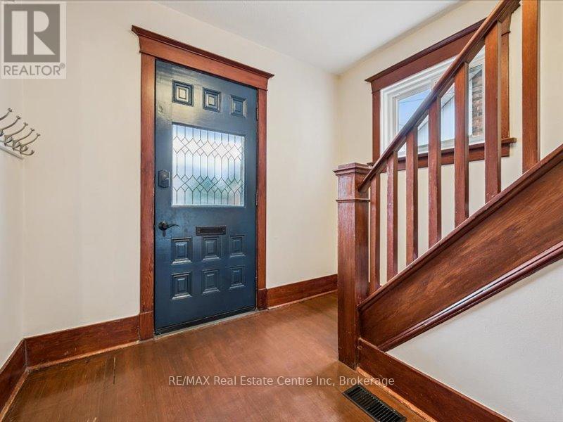 62 Division Street, Guelph, Ontario  N1H 1R2 - Photo 5 - X12554846