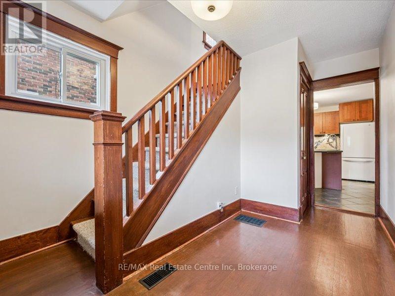 62 Division Street, Guelph, Ontario  N1H 1R2 - Photo 6 - X12554846