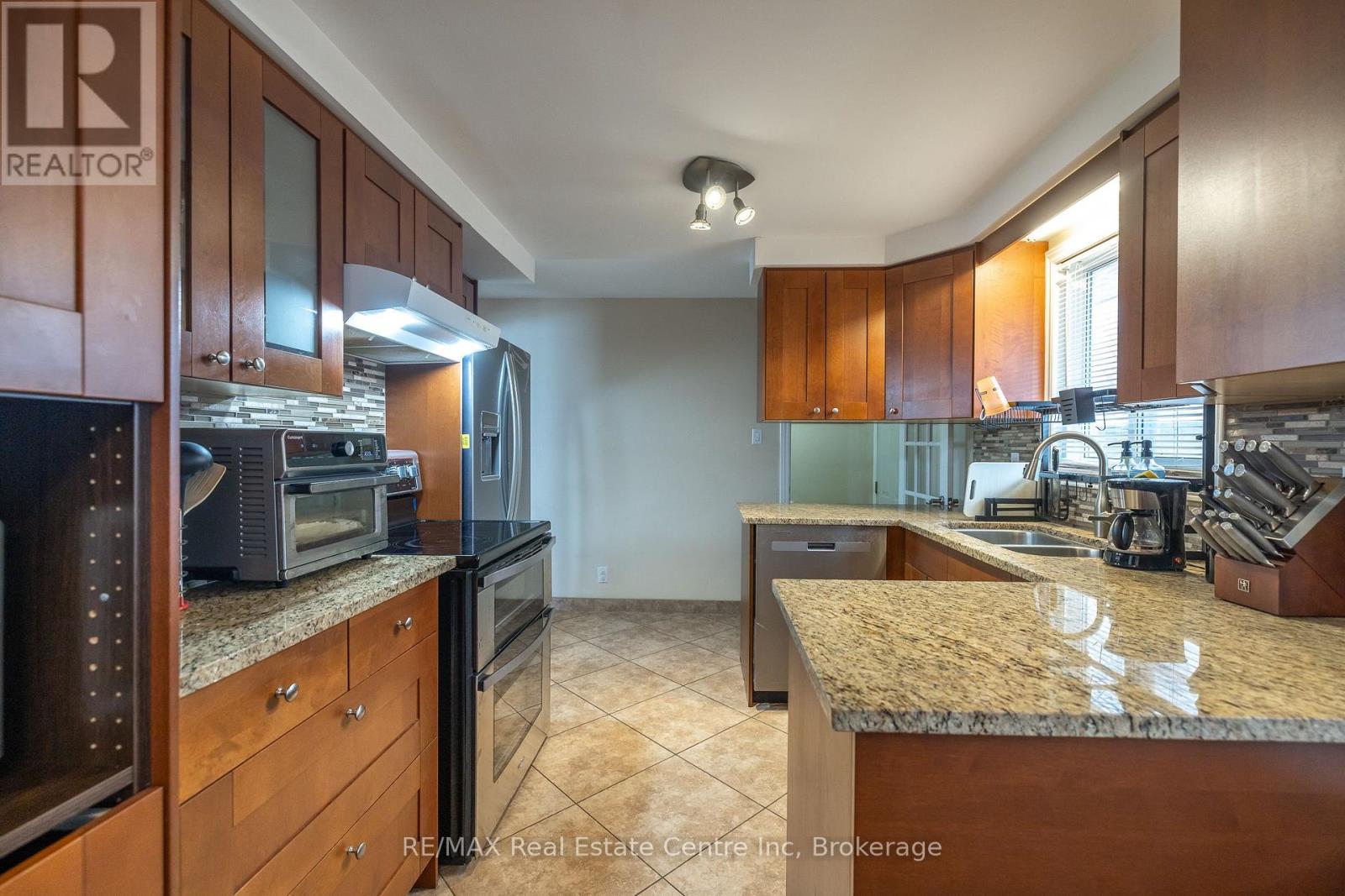 461 Strasburg Road, Kitchener, Ontario  N2E 1P1 - Photo 14 - X12554910