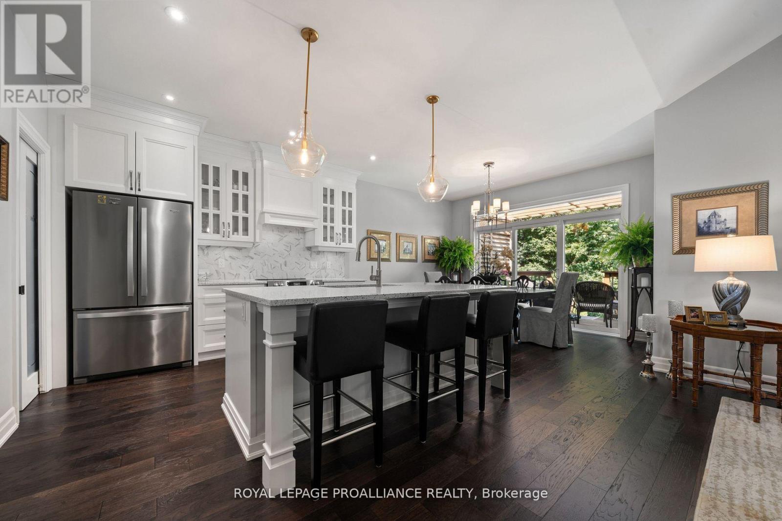 27 Autumn Grove, Quinte West, Ontario K8V 0G9 - Photo 20 - X12554708