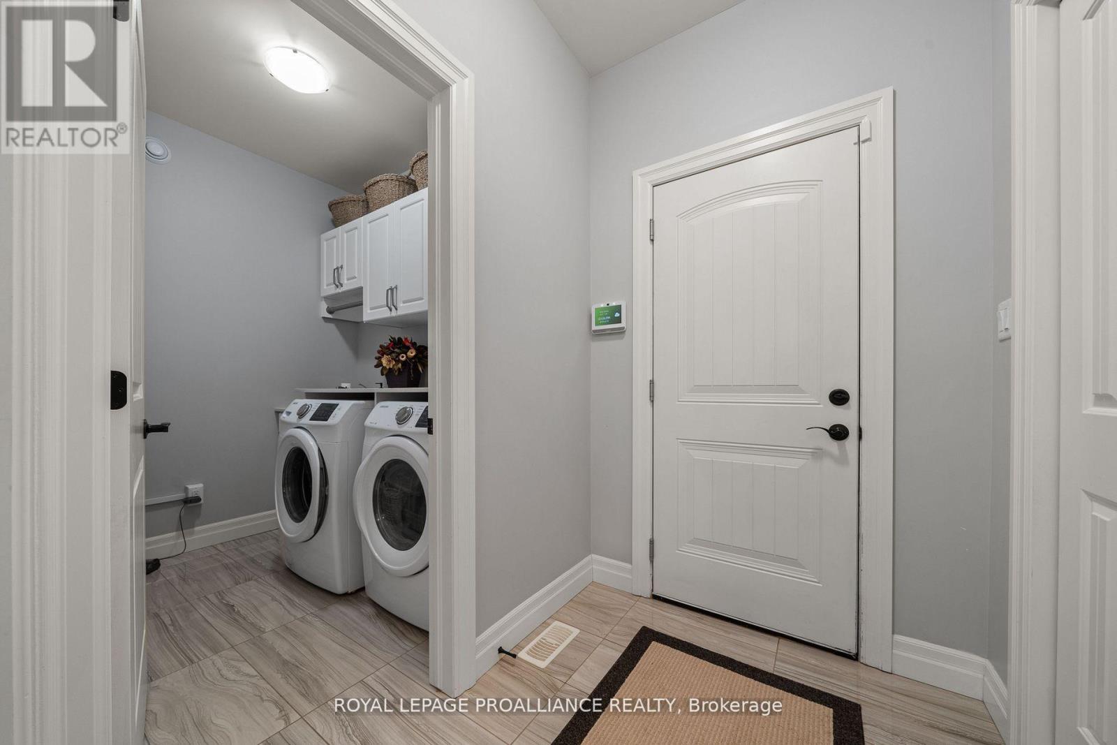 27 Autumn Grove, Quinte West, Ontario K8V 0G9 - Photo 29 - X12554708