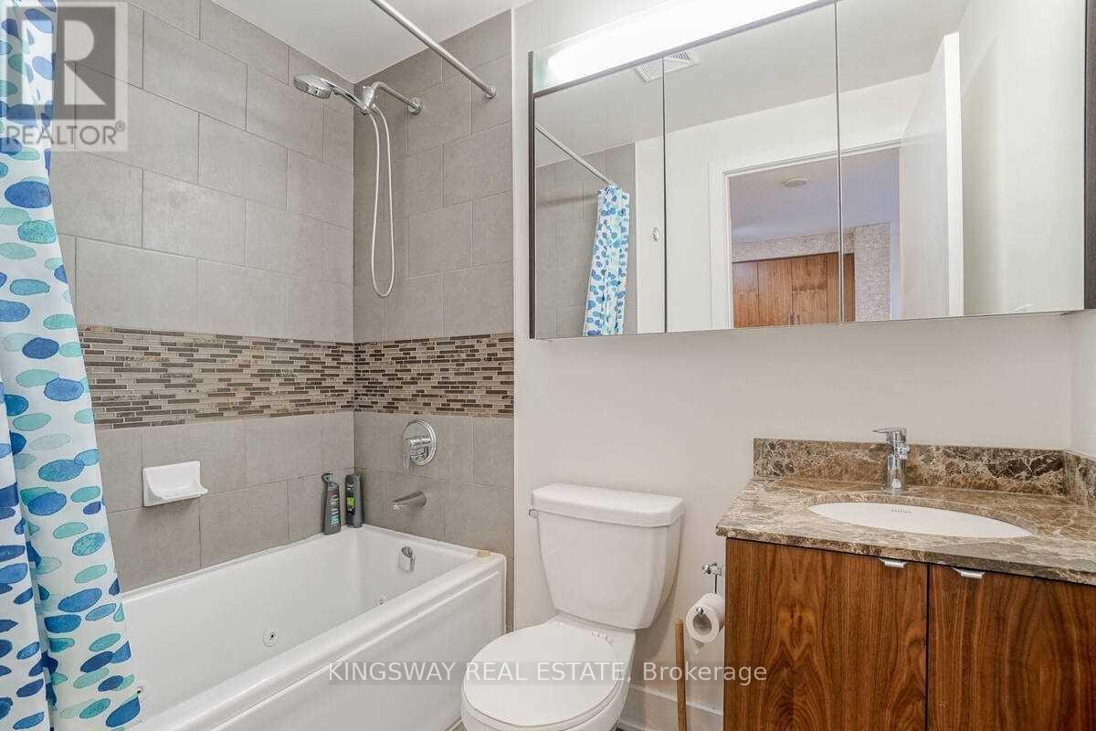 Lph4 - 4099 Brickstone Mews, Mississauga, Ontario  L5B 0G2 - Photo 6 - W12554510