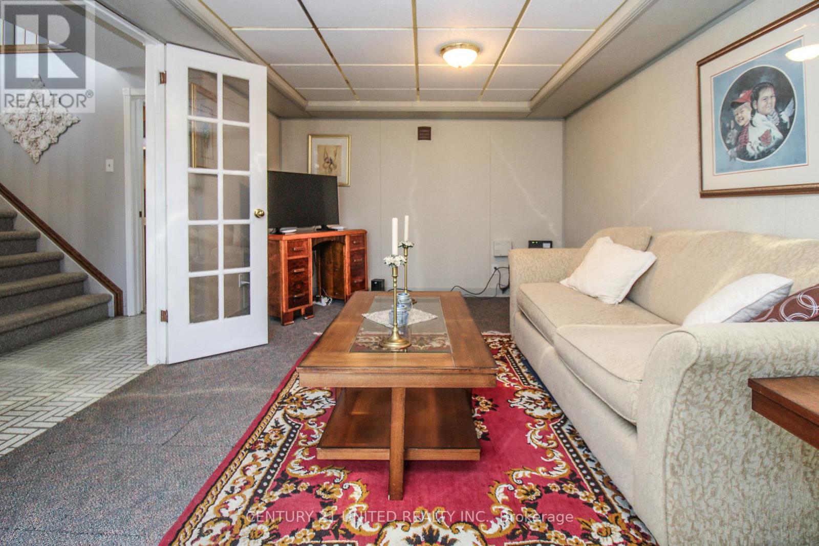 2130 Meadowview Road, Peterborough, Ontario  K9L 1S4 - Photo 12 - X12554770