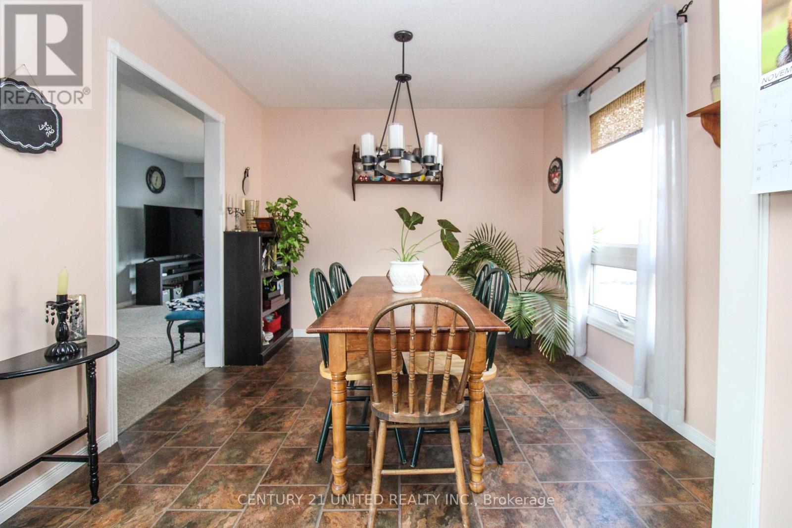 2130 Meadowview Road, Peterborough, Ontario  K9L 1S4 - Photo 20 - X12554770