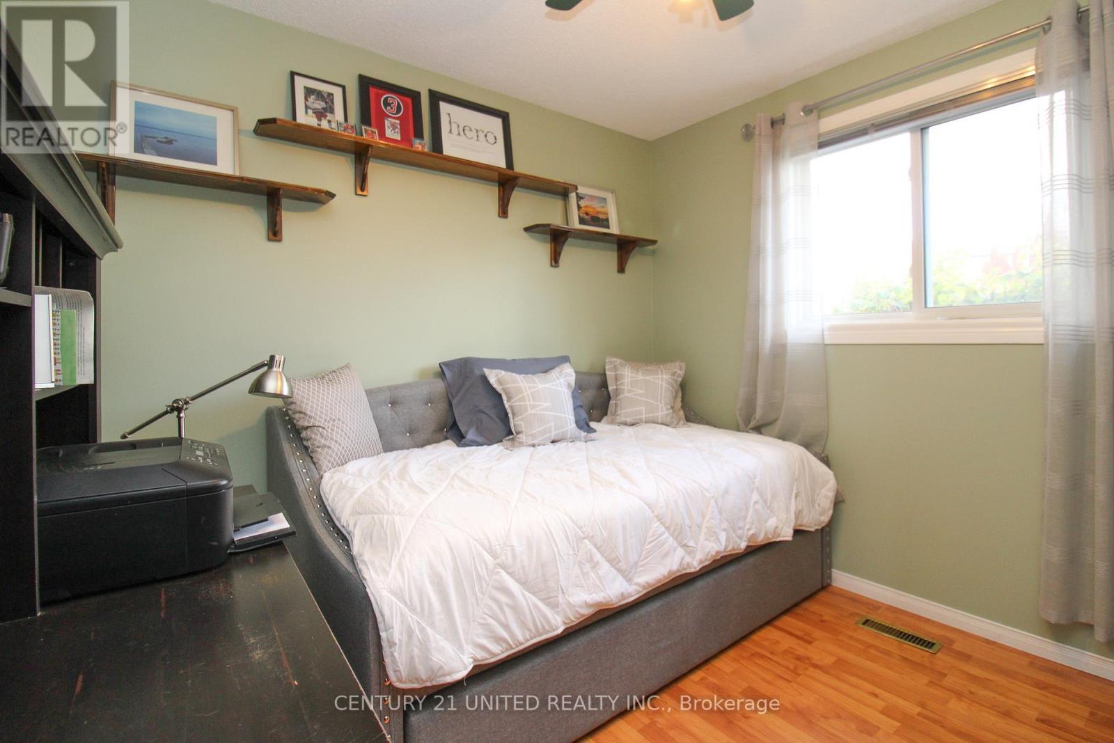 2130 Meadowview Road, Peterborough, Ontario  K9L 1S4 - Photo 23 - X12554770