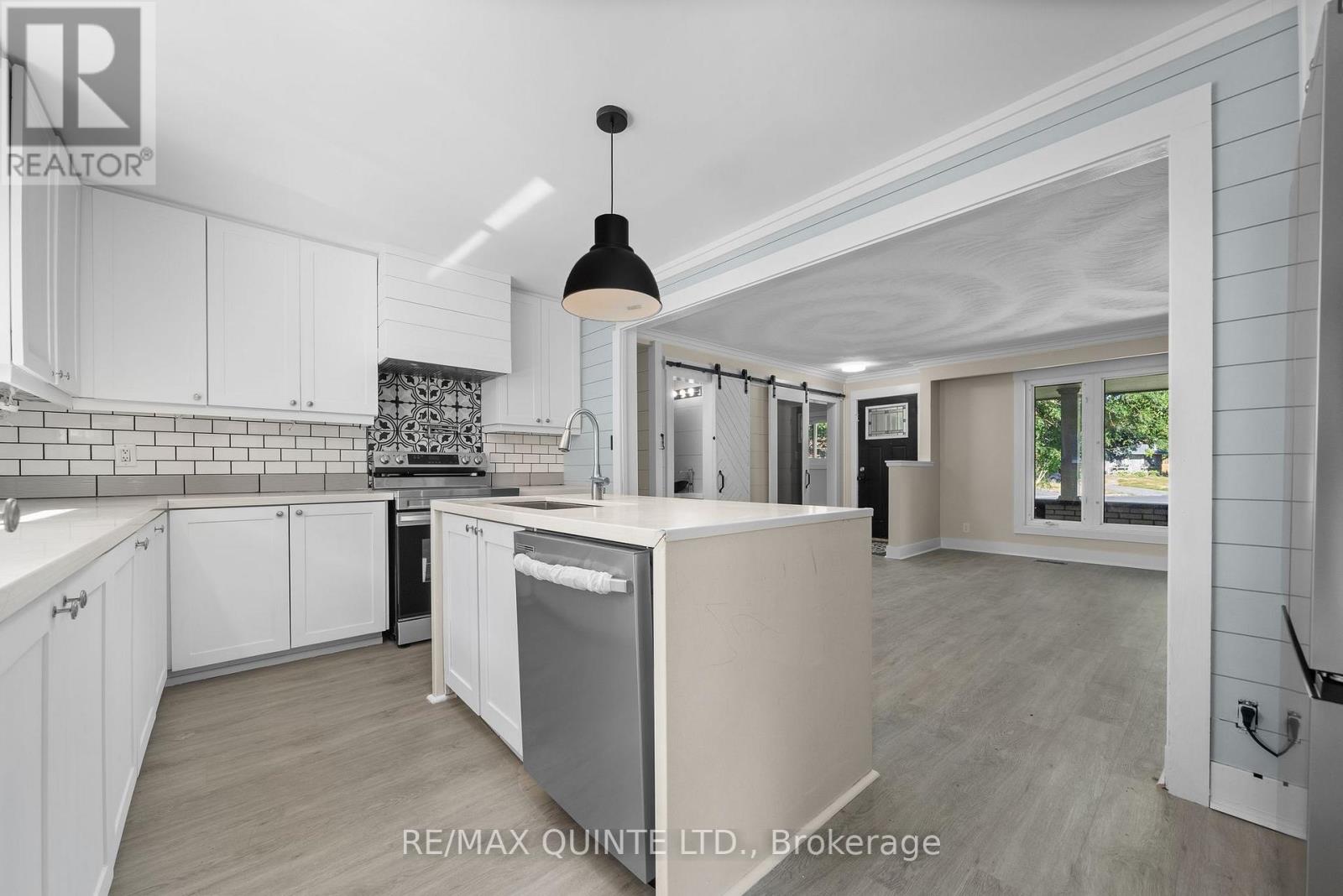 236 Mcgill Street, Quinte West, Ontario  K8V 3K6 - Photo 11 - X12554788