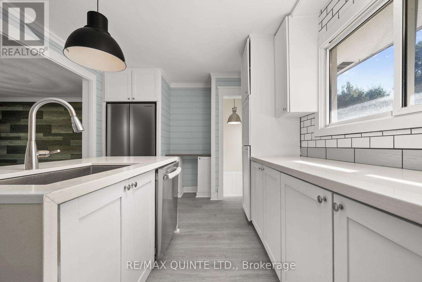 236 Mcgill Street, Quinte West, Ontario  K8V 3K6 - Photo 14 - X12554788