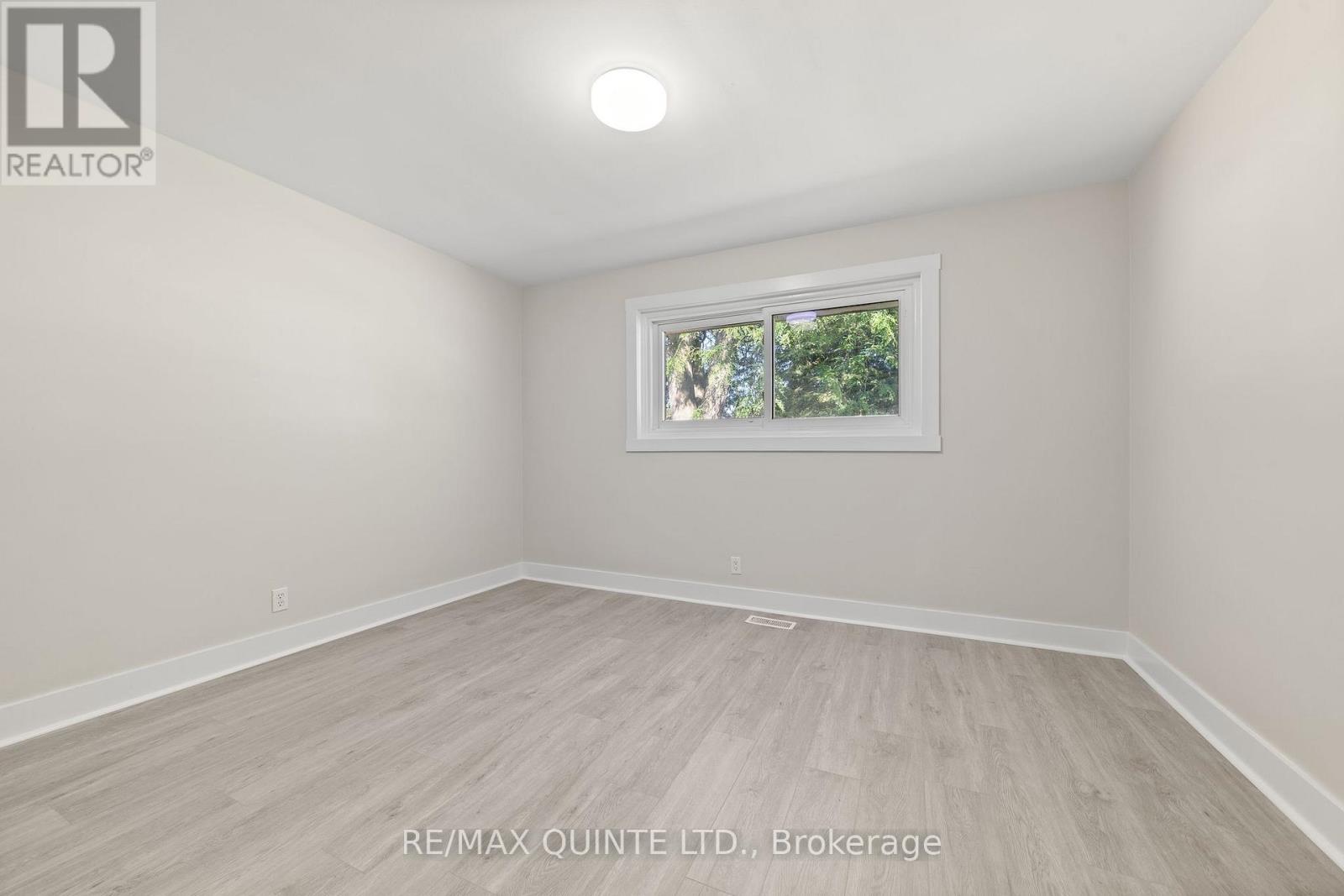 236 Mcgill Street, Quinte West, Ontario  K8V 3K6 - Photo 25 - X12554788