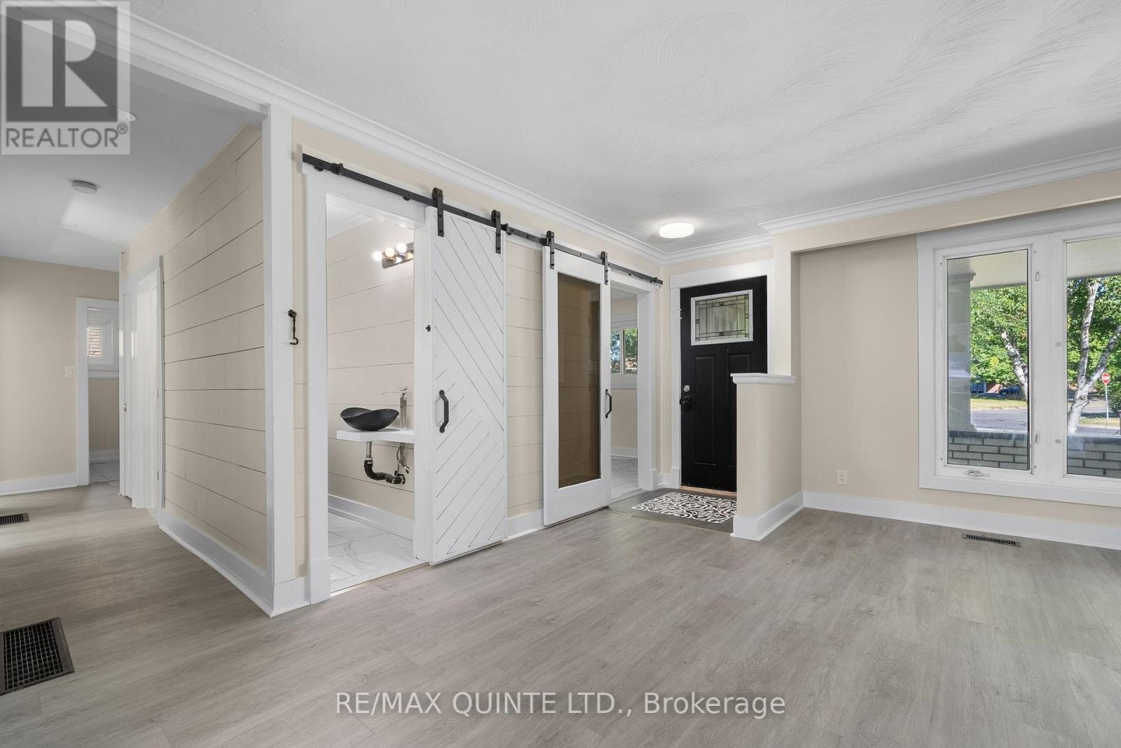 236 Mcgill Street, Quinte West, Ontario  K8V 3K6 - Photo 6 - X12554788