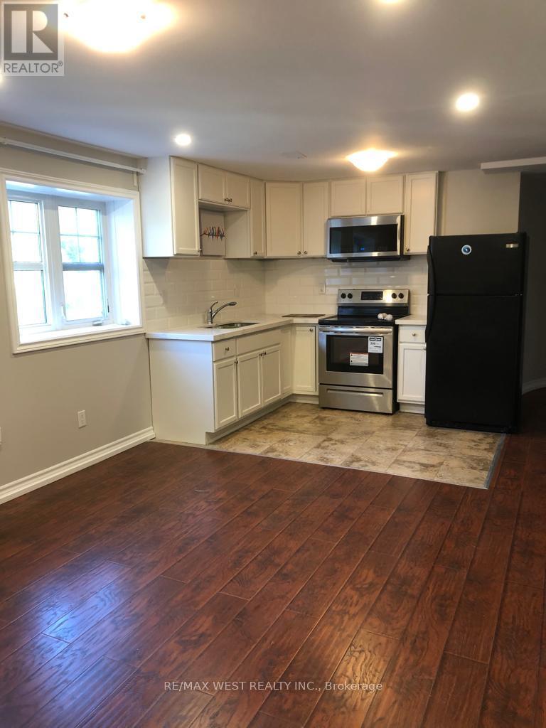 BSMT - 983-1 SYNDENHAM LANE, Milton, Ontario