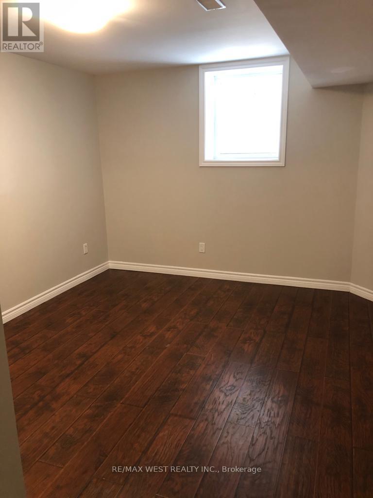 Bsmt - 983-1 Syndenham Lane, Milton, Ontario  L9T 8K1 - Photo 8 - W12554524