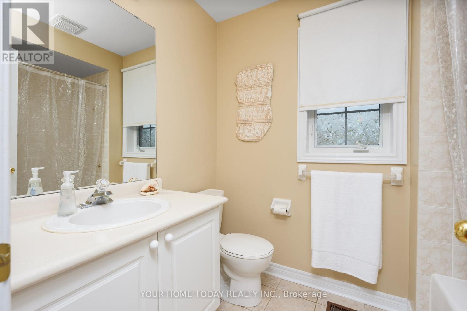 114 Russell Street, Halton Hills, Ontario  L7G 5Z1 - Photo 31 - W12554528