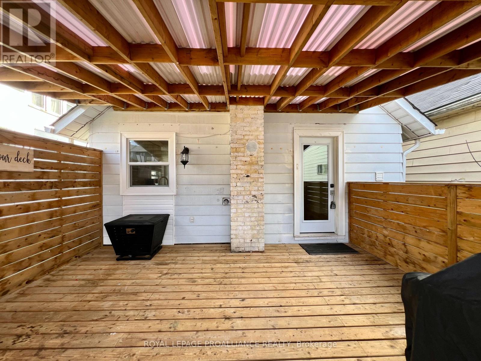 248 Dufferin Avenue, Quinte West, Ontario  K8V 5E9 - Photo 20 - X12554986