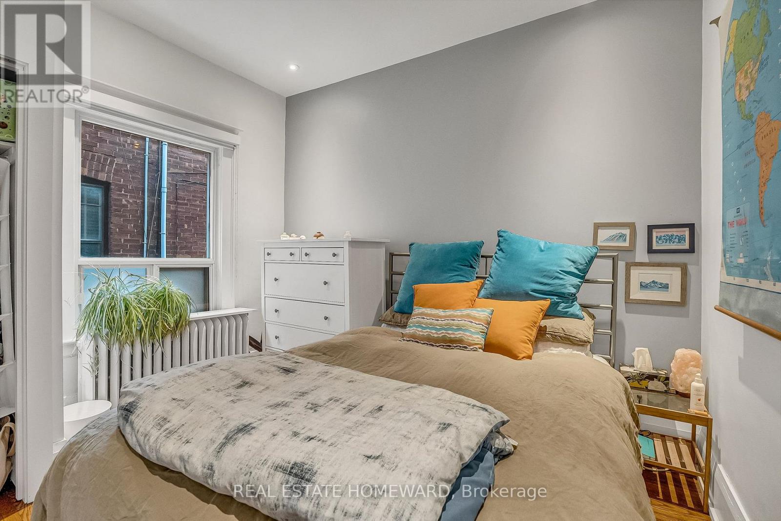 272 Keele Street, Toronto, Ontario  M6P 2K4 - Photo 14 - W12554552