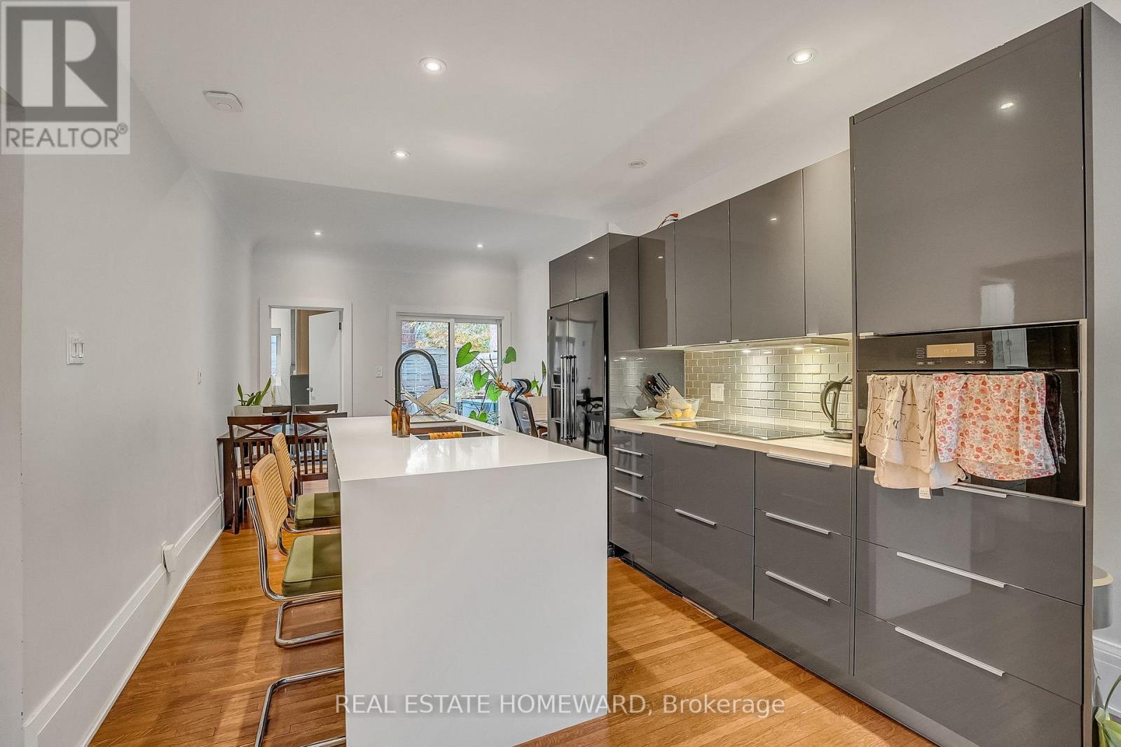 272 Keele Street, Toronto, Ontario  M6P 2K4 - Photo 7 - W12554552