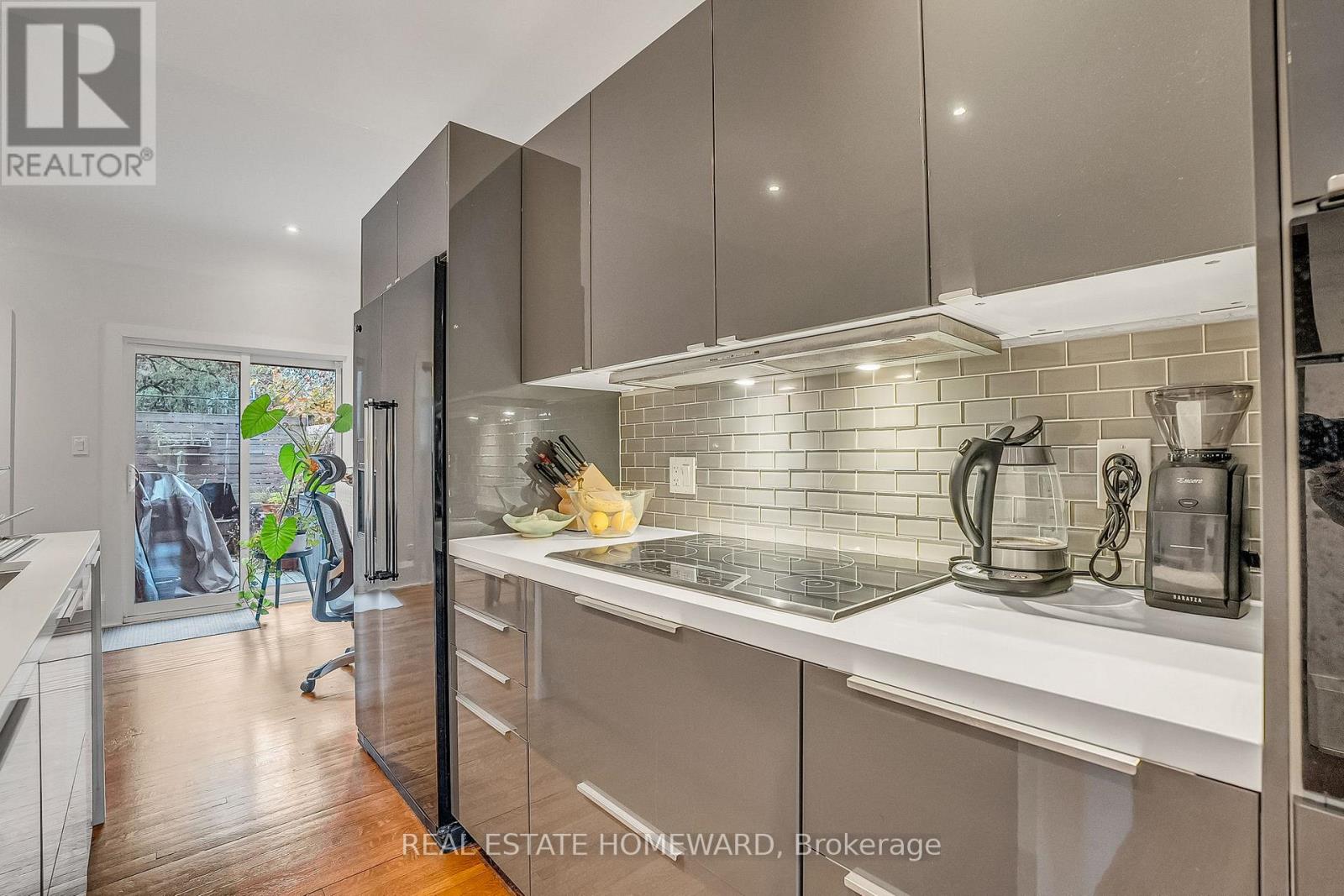 272 Keele Street, Toronto, Ontario  M6P 2K4 - Photo 9 - W12554552