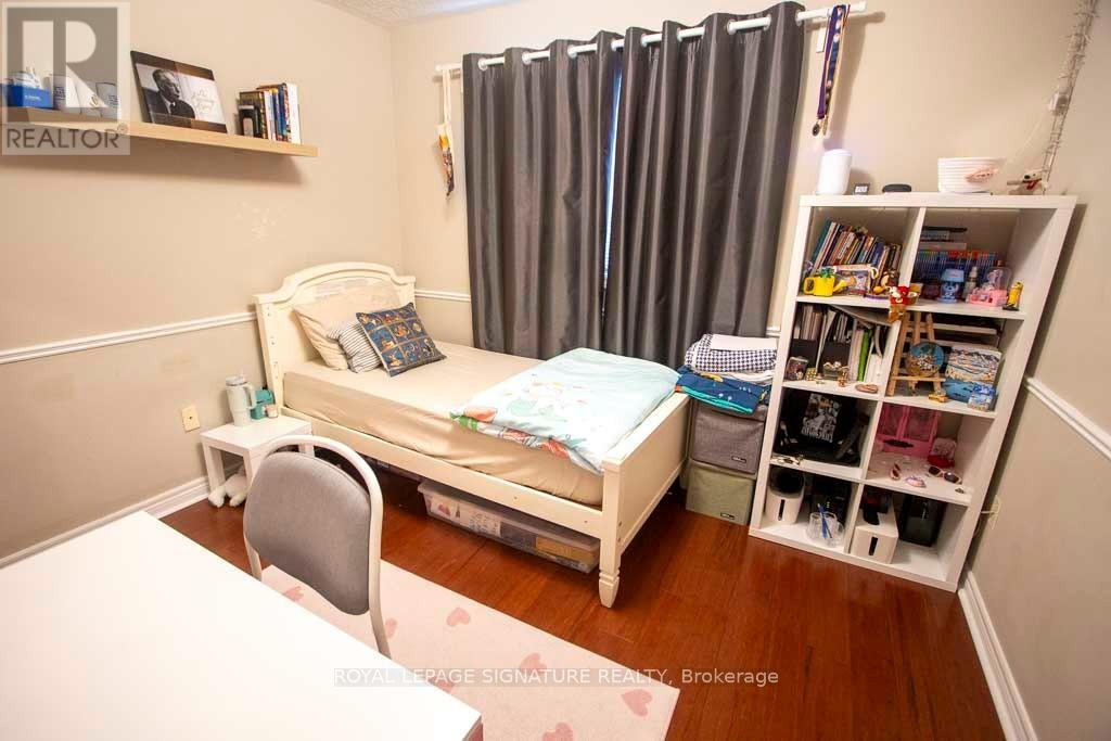 1253 Brillinger Street, Oakville, Ontario  L6M 3T2 - Photo 13 - W12554590