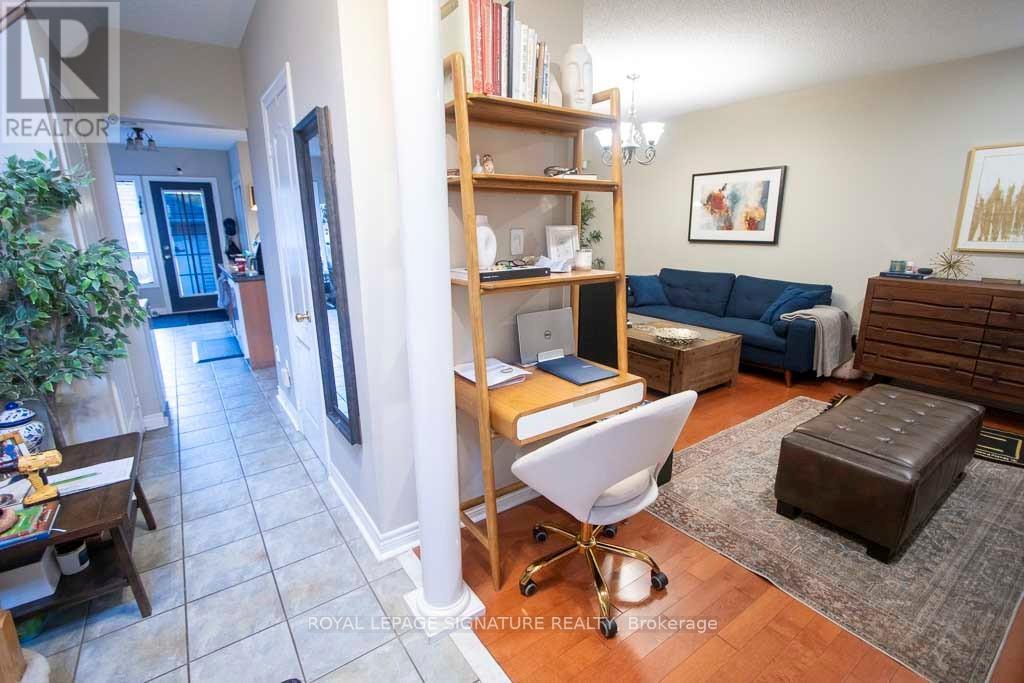 1253 Brillinger Street, Oakville, Ontario  L6M 3T2 - Photo 4 - W12554590