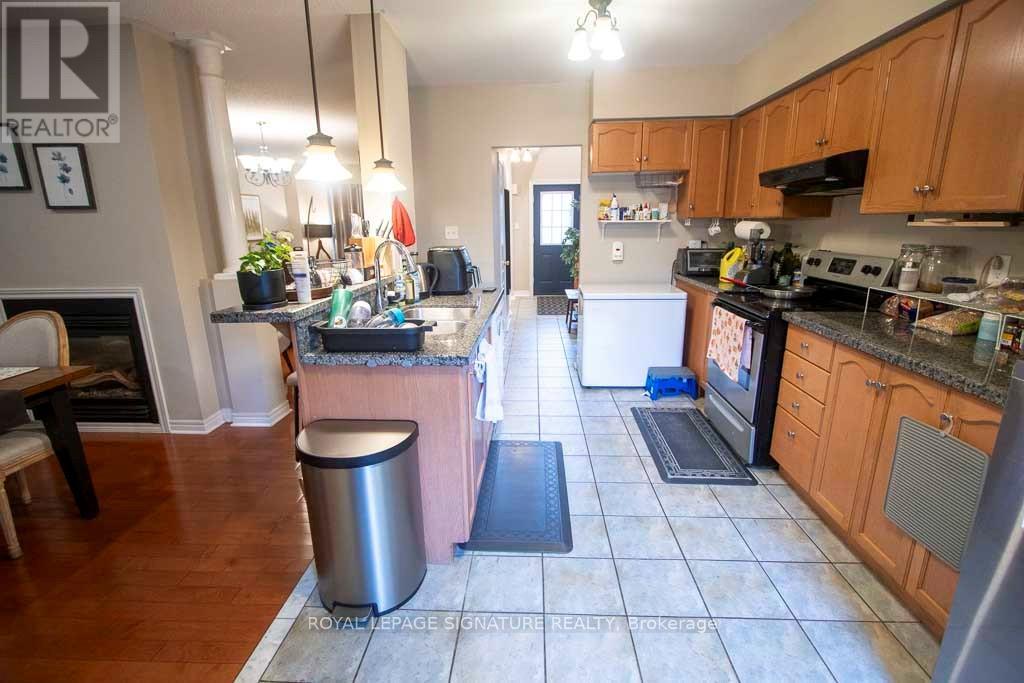 1253 Brillinger Street, Oakville, Ontario  L6M 3T2 - Photo 8 - W12554590