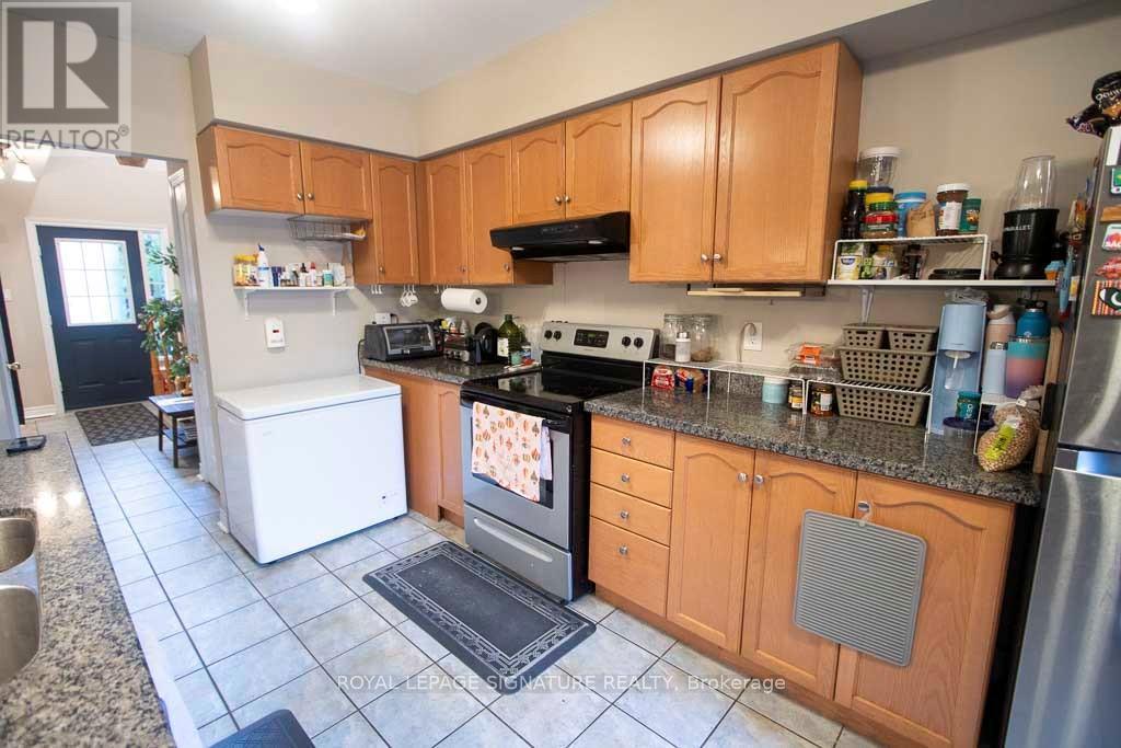 1253 Brillinger Street, Oakville, Ontario  L6M 3T2 - Photo 9 - W12554590