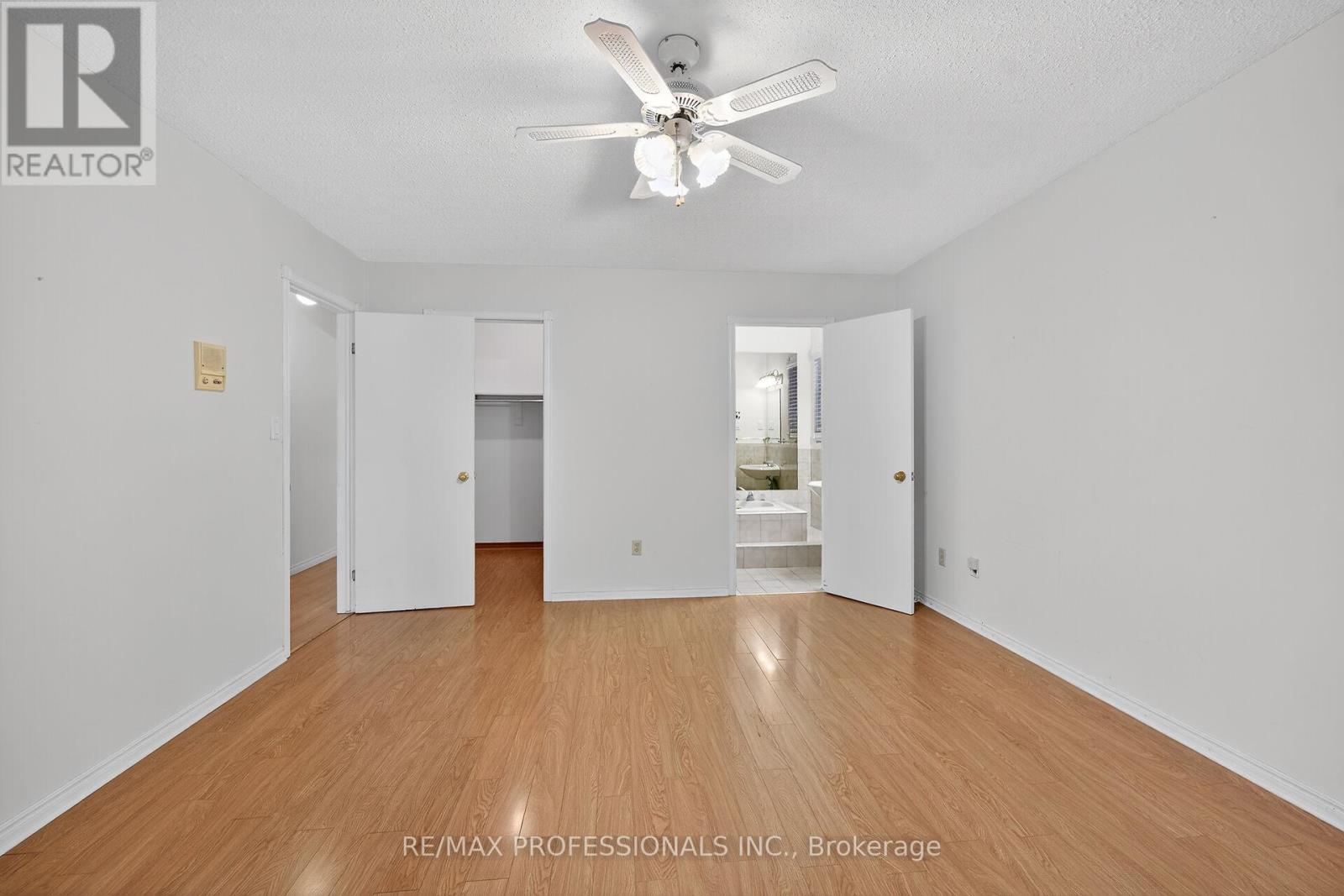 1262 Nathaniel Crescent, Burlington, Ontario  L7S 2B1 - Photo 23 - W12554608