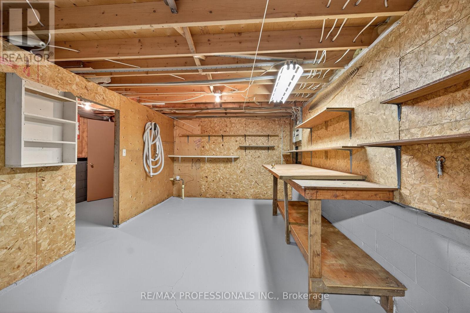 1262 Nathaniel Crescent, Burlington, Ontario  L7S 2B1 - Photo 45 - W12554608