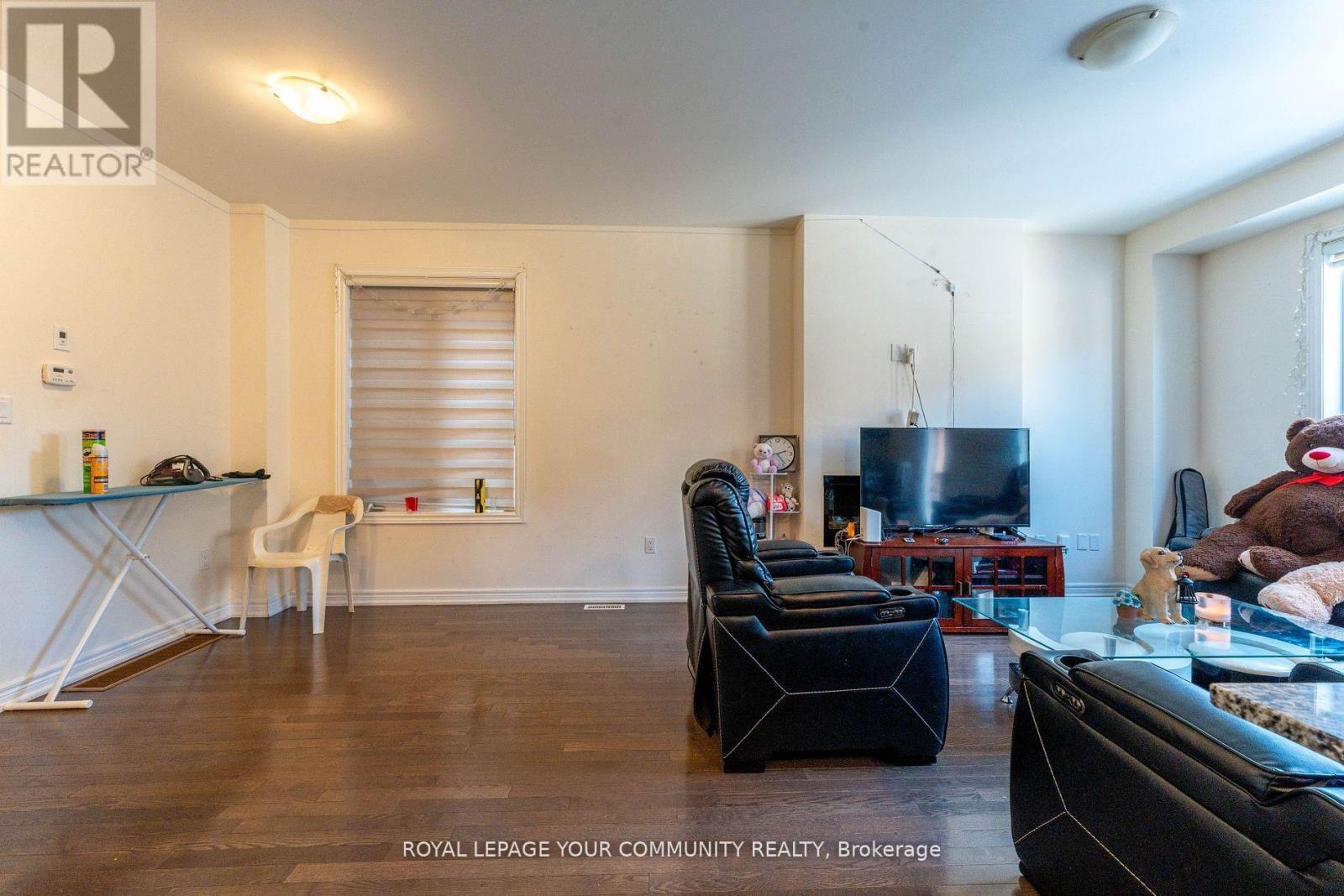 84 Emerald Coast Trail, Brampton, Ontario  L7A 5A7 - Photo 11 - W12554616