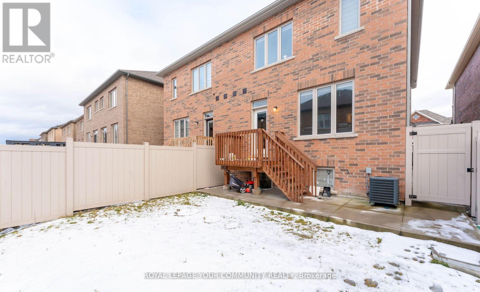 84 Emerald Coast Trail, Brampton, Ontario  L7A 5A7 - Photo 3 - W12554616