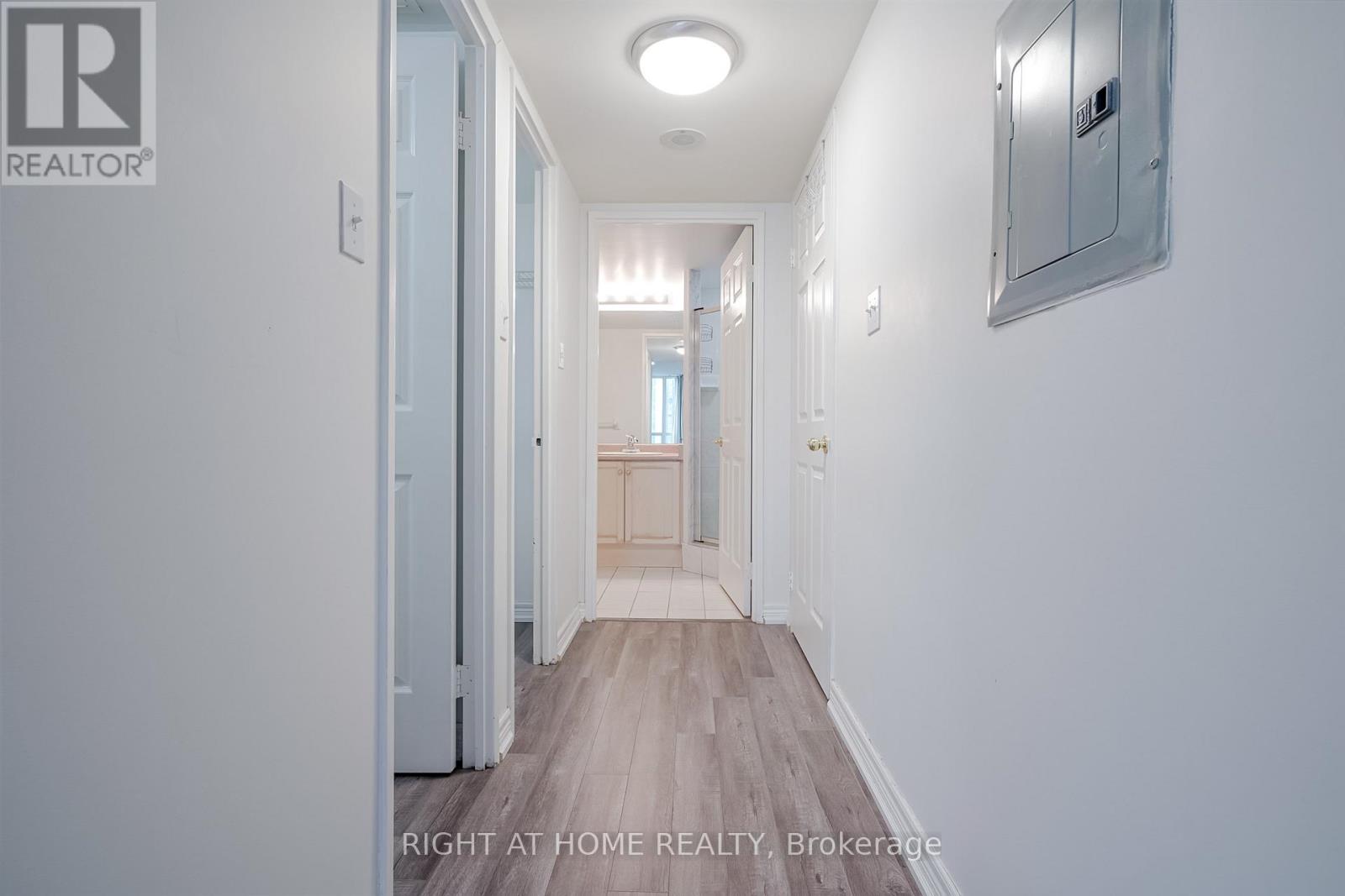 2205 - 156 Enfield Place, Mississauga, Ontario  L5B 4L8 - Photo 29 - W12554620