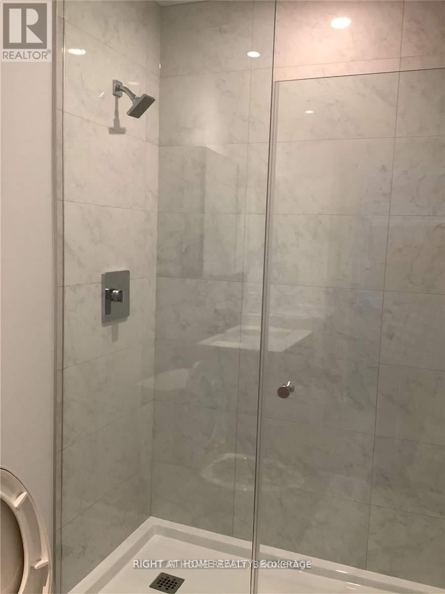 #1705 - 1928 Lake Shore Boulevard, Toronto, Ontario N6S 0B1 - Photo 7 - W12554642