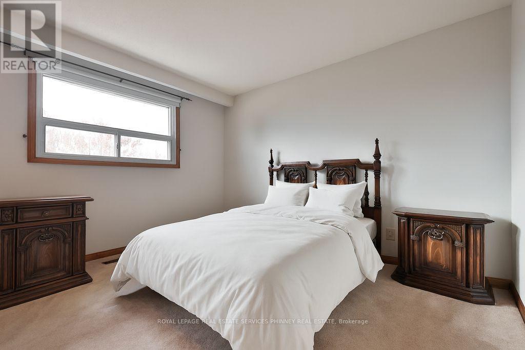 4269 Poltava Crescent, Mississauga, Ontario  L4W 3B9 - Photo 20 - W12554654