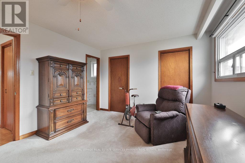 4269 Poltava Crescent, Mississauga, Ontario  L4W 3B9 - Photo 22 - W12554654