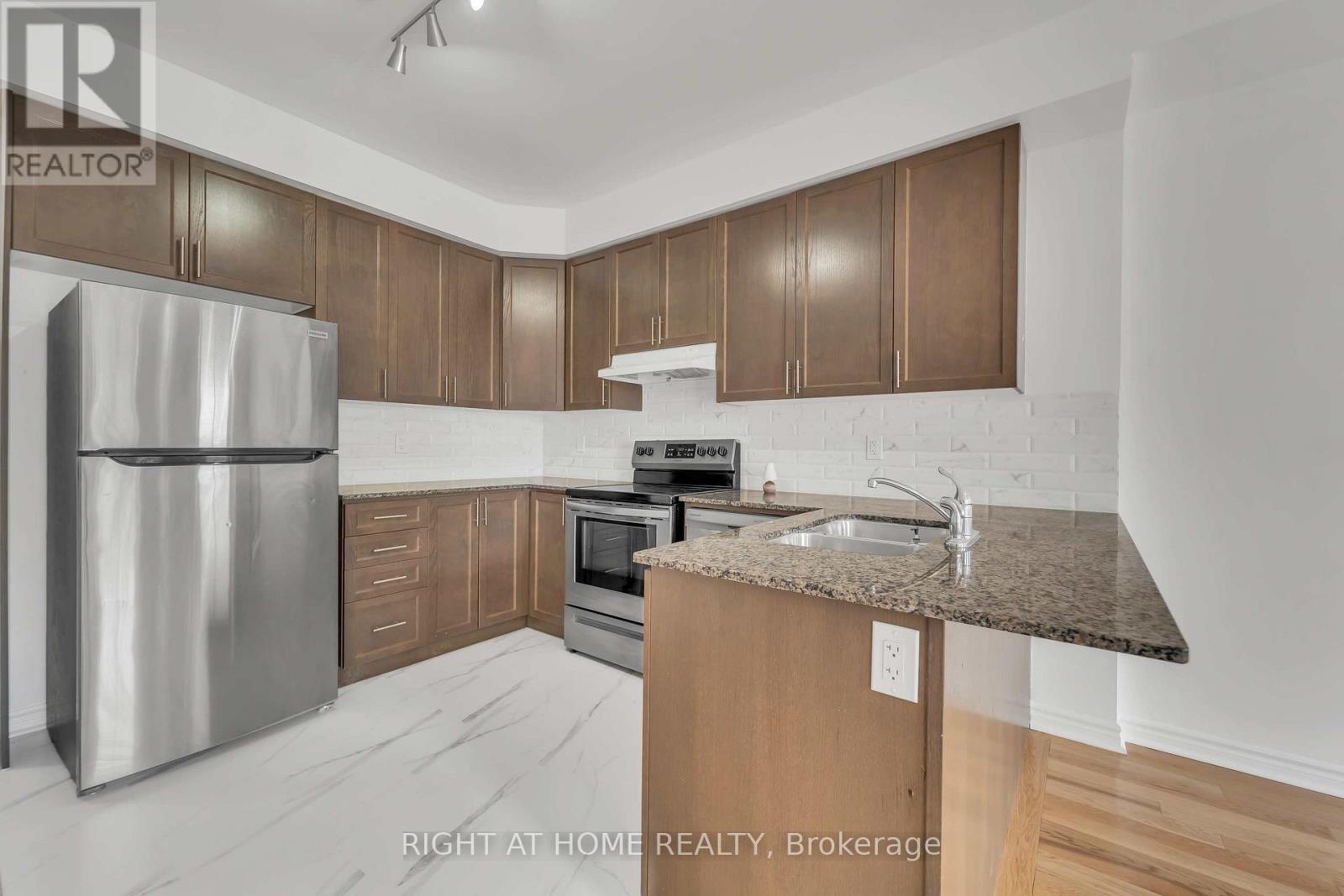 45 - 65 Armdale Road E, Mississauga, Ontario  L4Z 0C7 - Photo 10 - W12554668