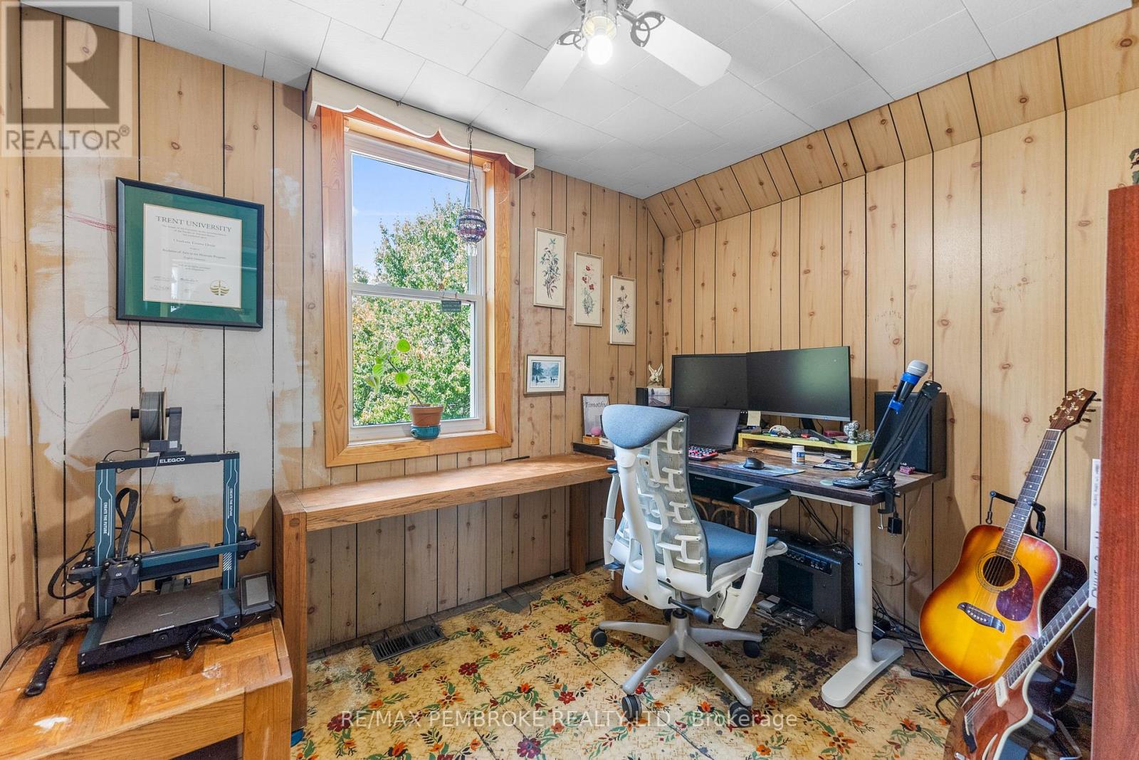 570 Eganville Road, Pembroke, Ontario K8A 4E9 - Photo 30 - X12409847