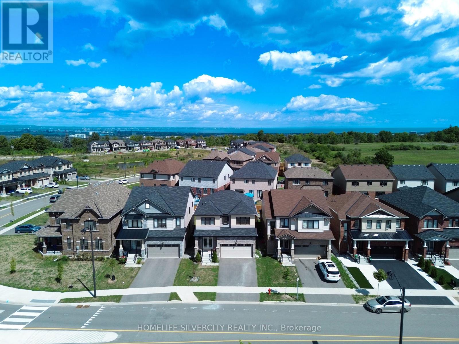 256 Bedrock Drive, Hamilton, Ontario  L8J 0M2 - Photo 39 - X12554516