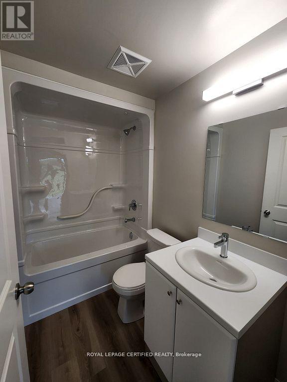 328 - 50 Herrick Avenue, St. Catharines, Ontario  L2P 0G3 - Photo 4 - X12554518