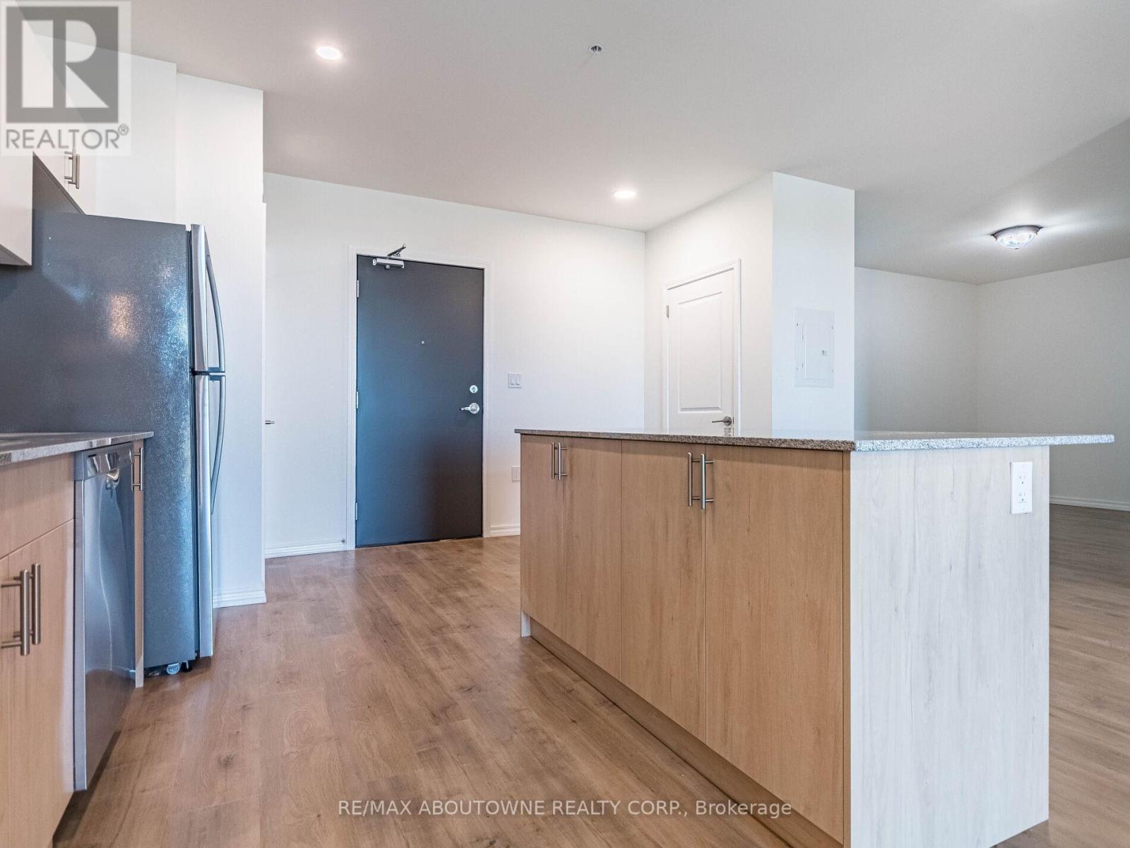 401 - 1098 Paisley Road, Guelph, Ontario  N1K 0E3 - Photo 16 - X12554560