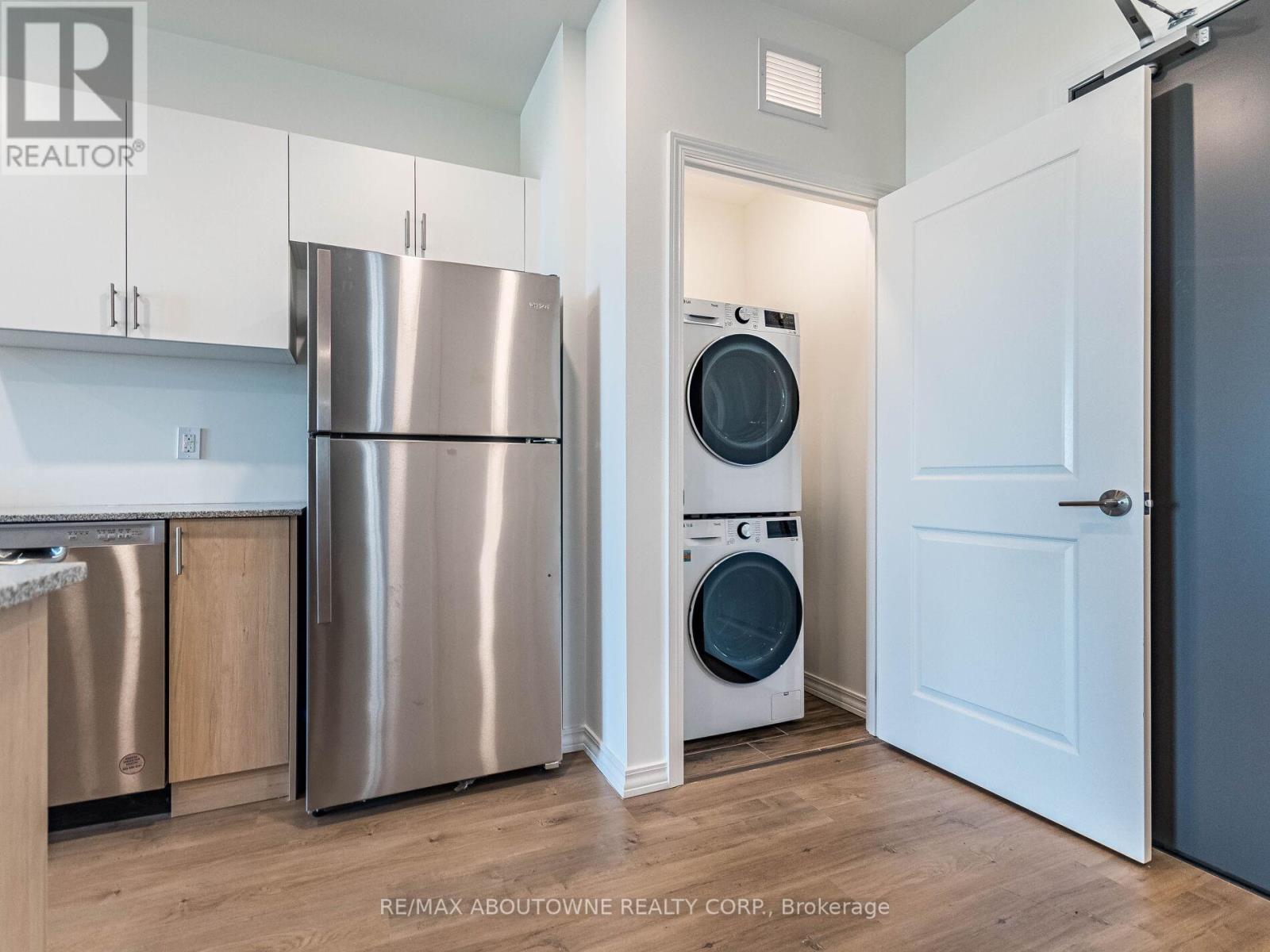 401 - 1098 Paisley Road, Guelph, Ontario  N1K 0E3 - Photo 29 - X12554560