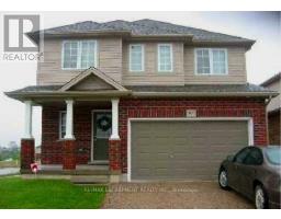907 FRONTENAC CRESCENT, Woodstock, Ontario