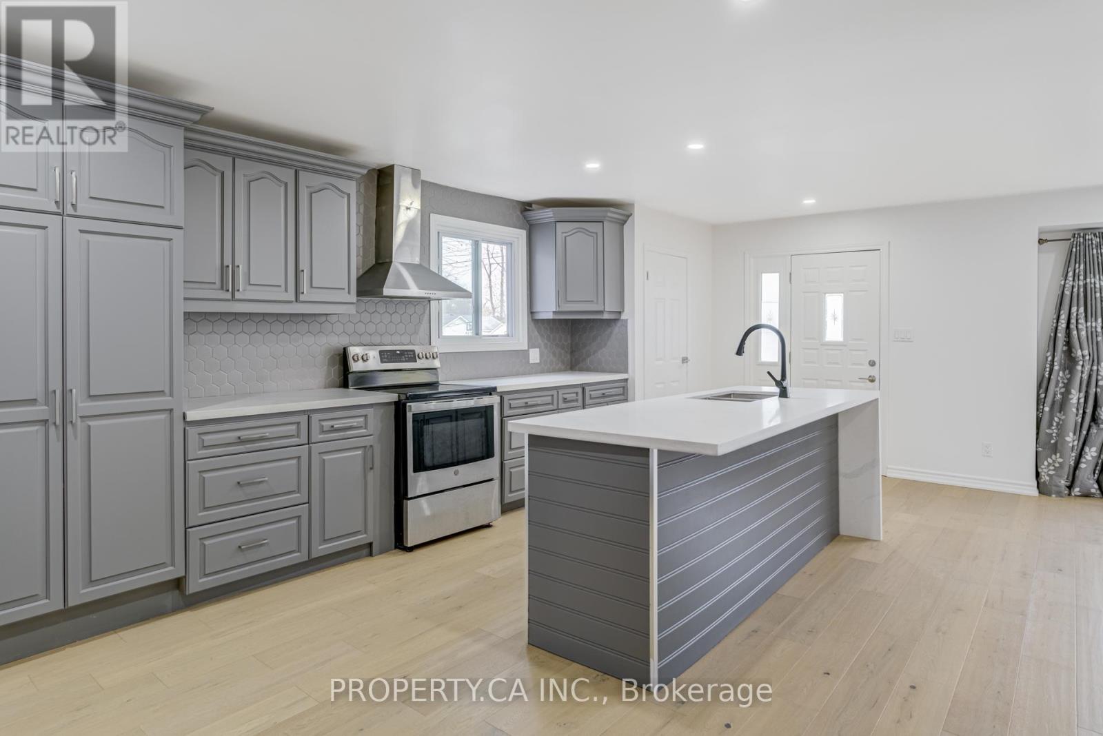 405 Washington Road, Fort Erie, Ontario  L2A 4K5 - Photo 6 - X12554578