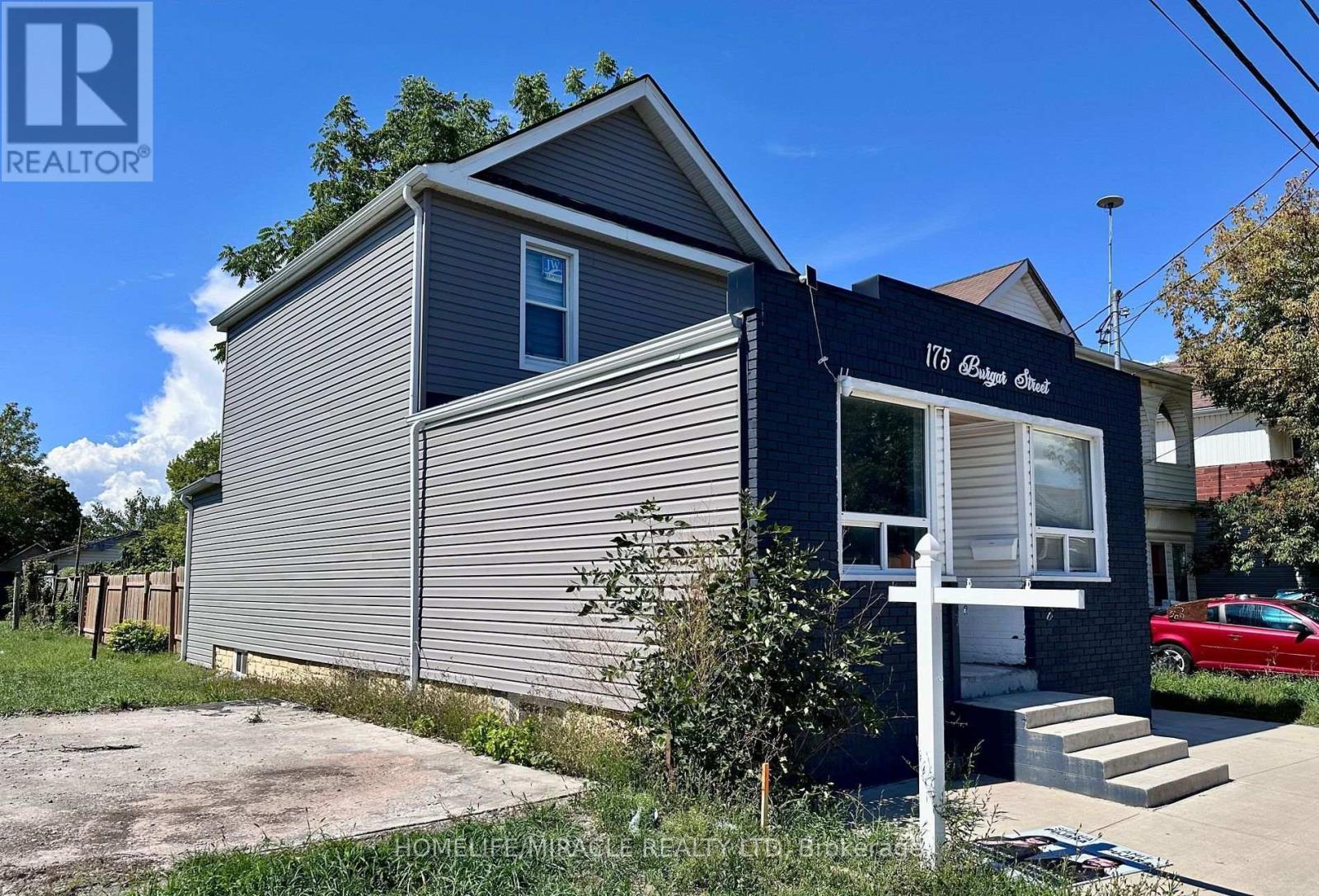 175 BURGAR STREET, Welland, Ontario