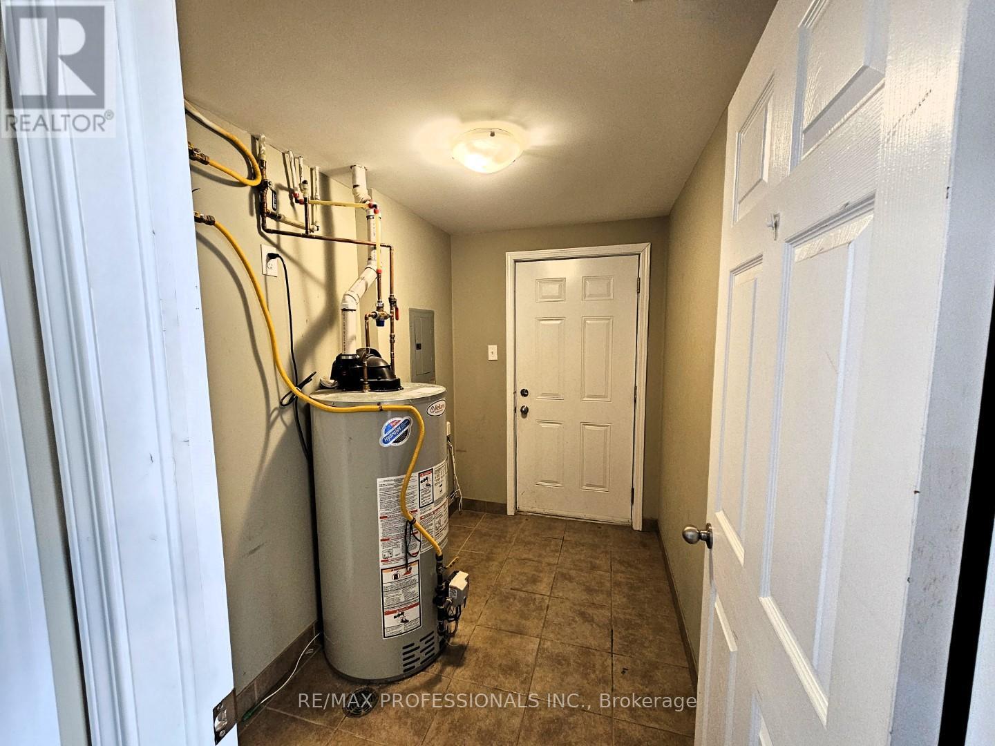 1f - 1460 Highland Road, Kitchener, Ontario  N2N 0B7 - Photo 8 - X12554658