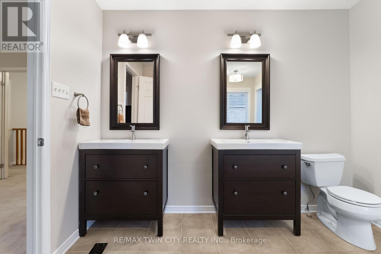 224 Ridgemere Court, Kitchener, Ontario  N2P 2V5 - Photo 32 - X12554662