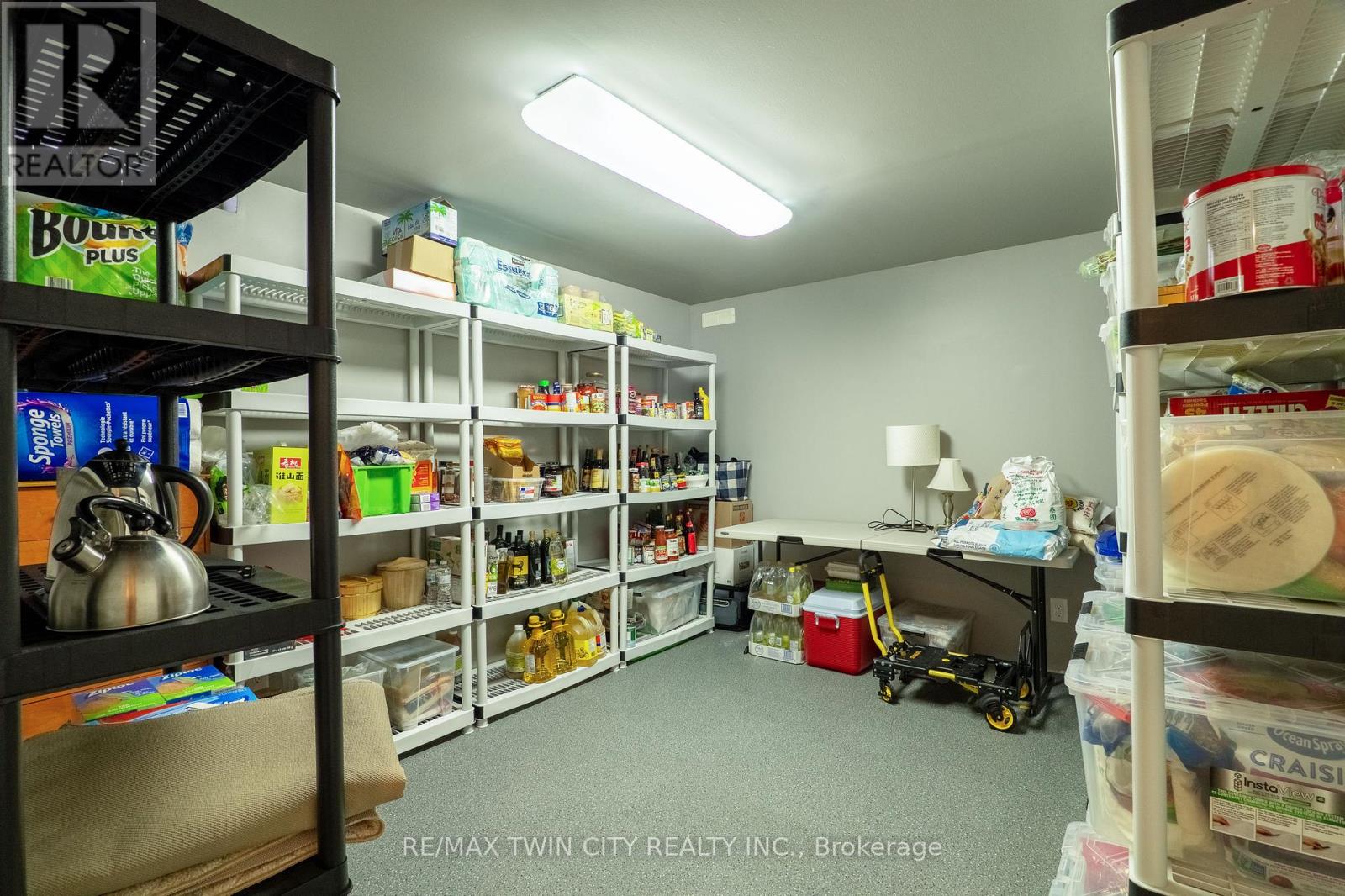 224 Ridgemere Court, Kitchener, Ontario  N2P 2V5 - Photo 39 - X12554662