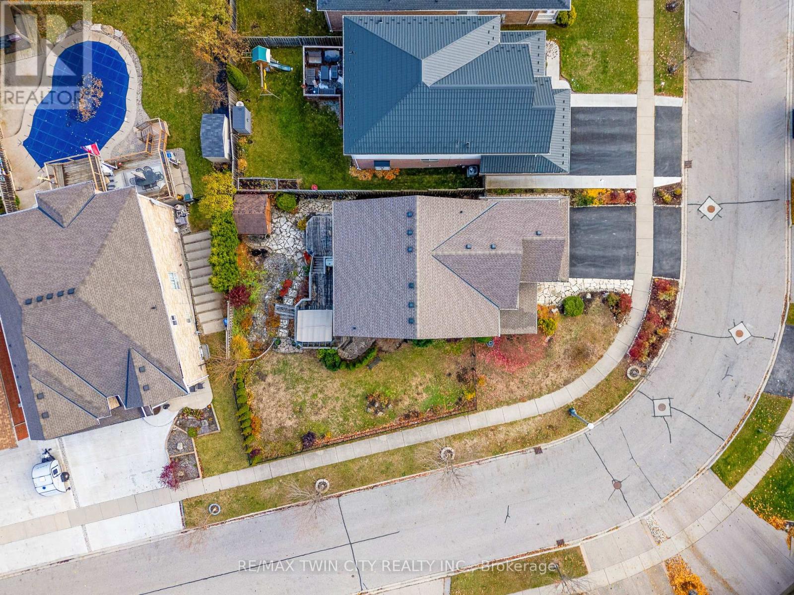 224 Ridgemere Court, Kitchener, Ontario  N2P 2V5 - Photo 50 - X12554662