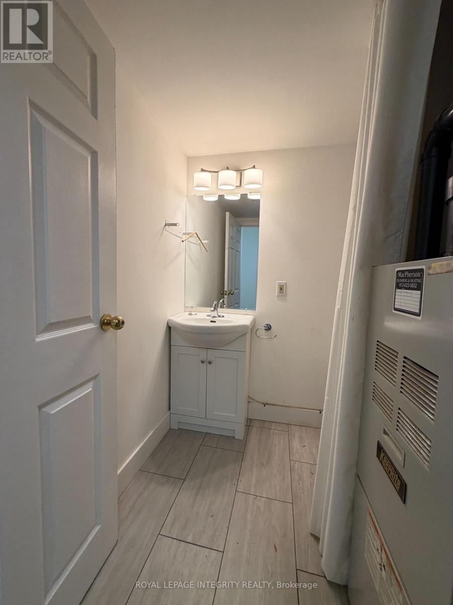 4 - 75 Elgin Street W, Arnprior, Ontario  K7S 3T9 - Photo 12 - X12486737