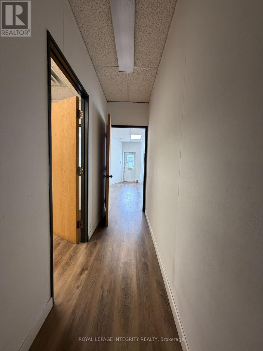 4 - 75 Elgin Street W, Arnprior, Ontario  K7S 3T9 - Photo 7 - X12486737