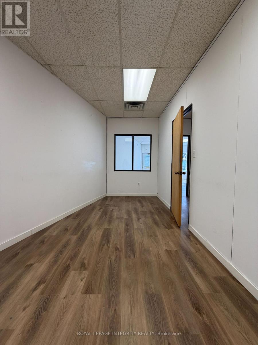 4 - 75 Elgin Street W, Arnprior, Ontario  K7S 3T9 - Photo 8 - X12486737