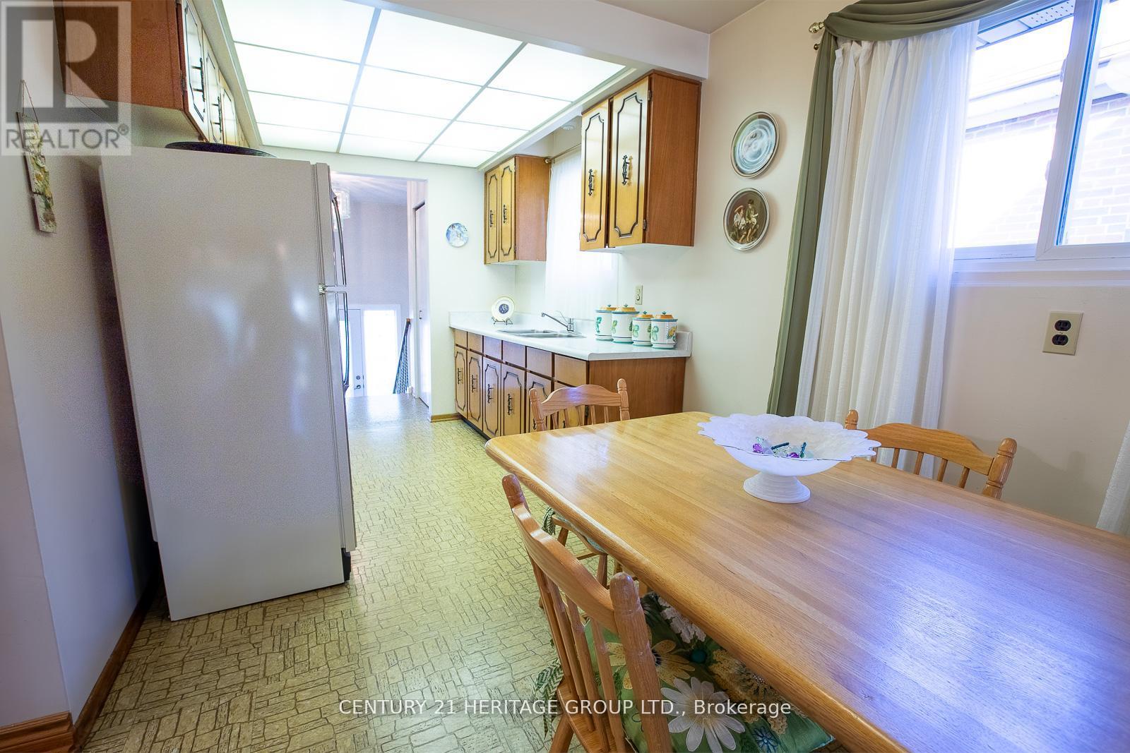 237 Apache Trail, Toronto, Ontario  M2H 2W3 - Photo 13 - C12554720